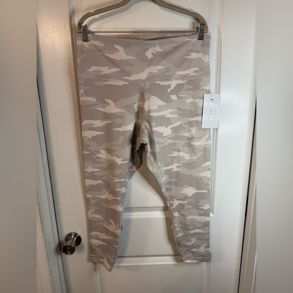 NWT Athleta Women’s Elation Gray Camo 7/8 Tights - Size 1X